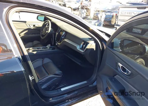 2024 Volvo S60 B5 Plus Black Edition из США, поврежденный, VIN 7JRL12TH5RG299241